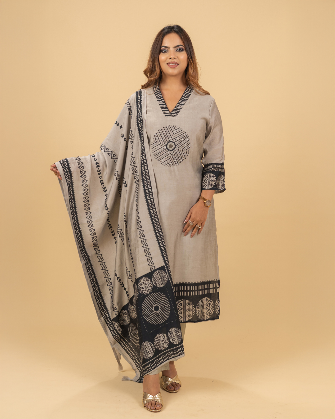 Grey & Black Tribal Printed Kurta Set