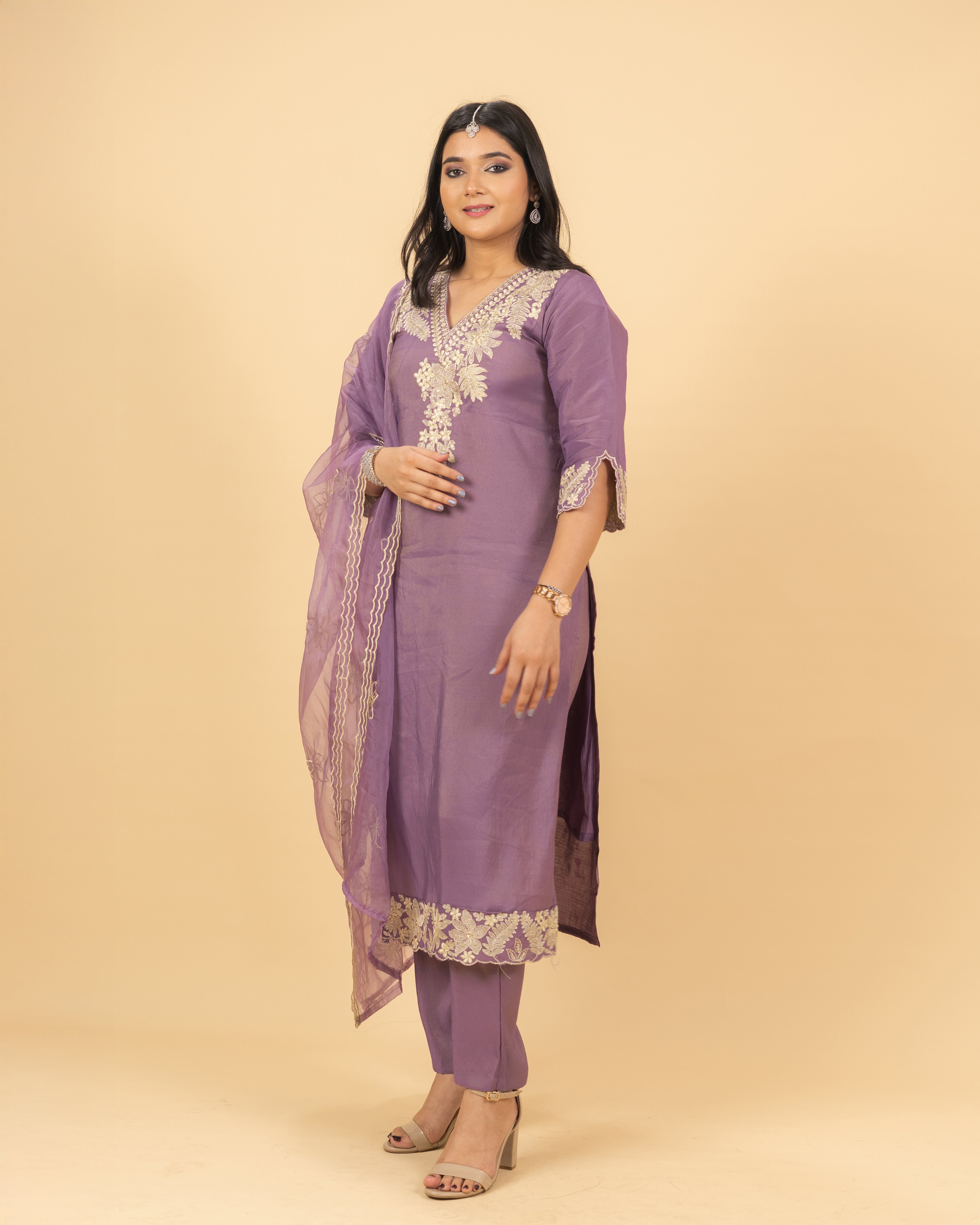 Lavender Embroidered Kurta Set with Dupatta